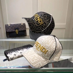 フェンデイ キャップ  オシャレ FENDI 帽  ファッション設計 男女兼用  サイズ調整可能 